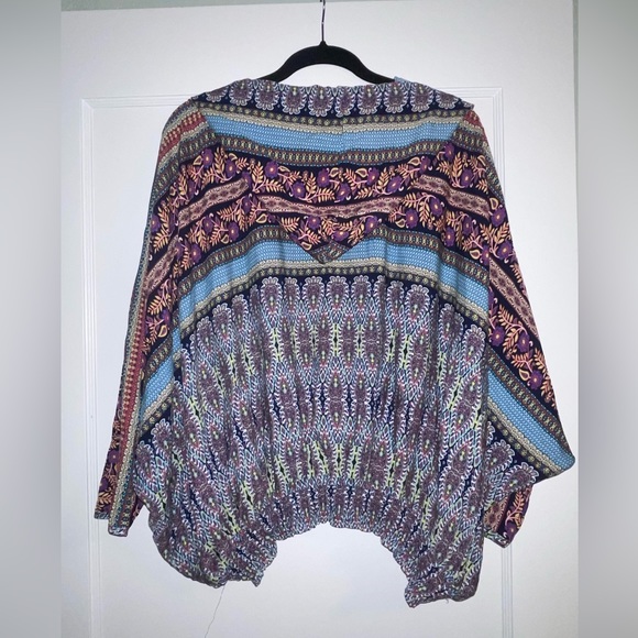 Umgee Boho Floral Top - Picture 8 of 15